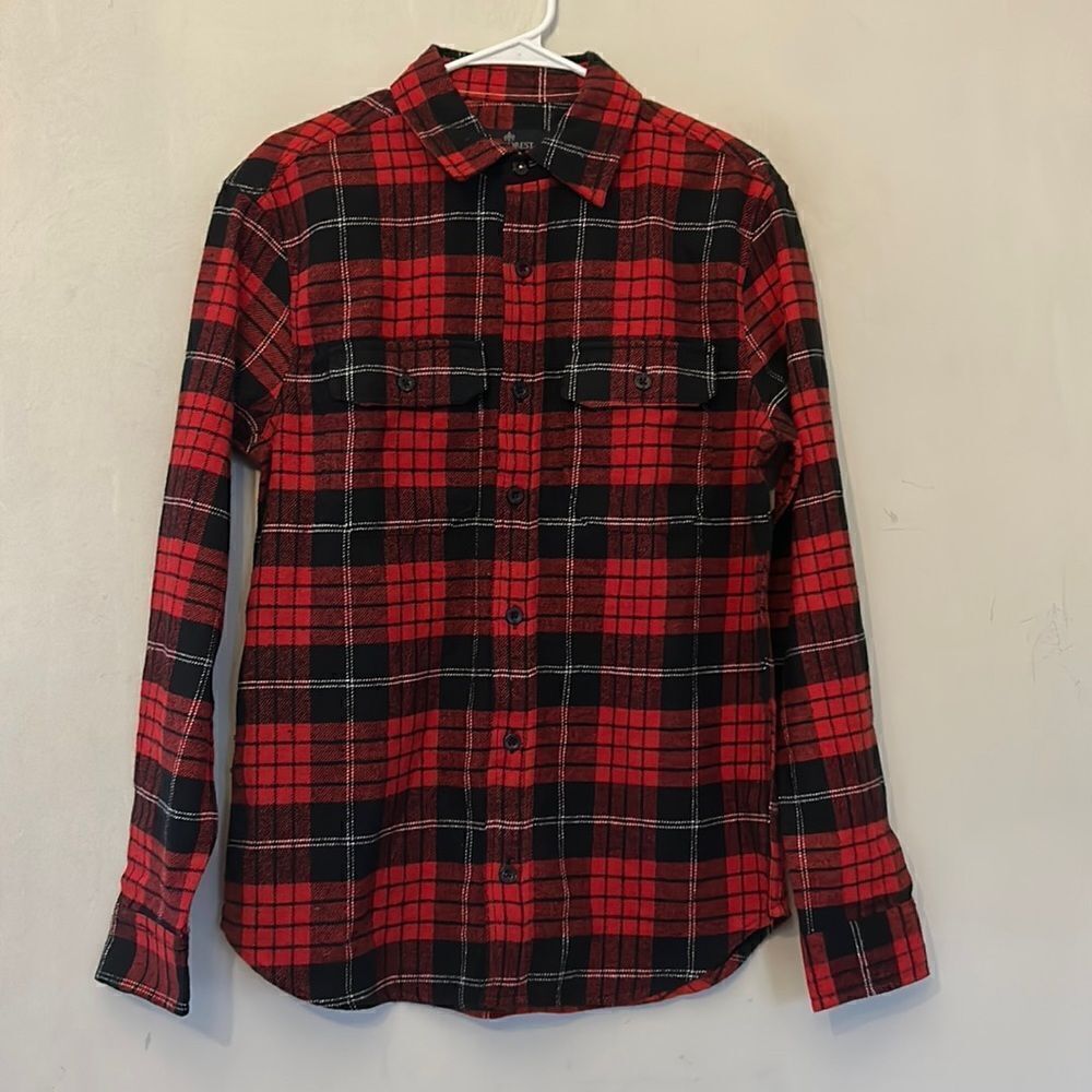 Rainforest red plaid long sleeve flannel shirt Size S